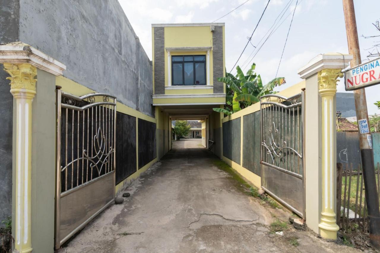 Urbanview Hotel Nugraha Palembang By Reddoorz Exteriör bild
