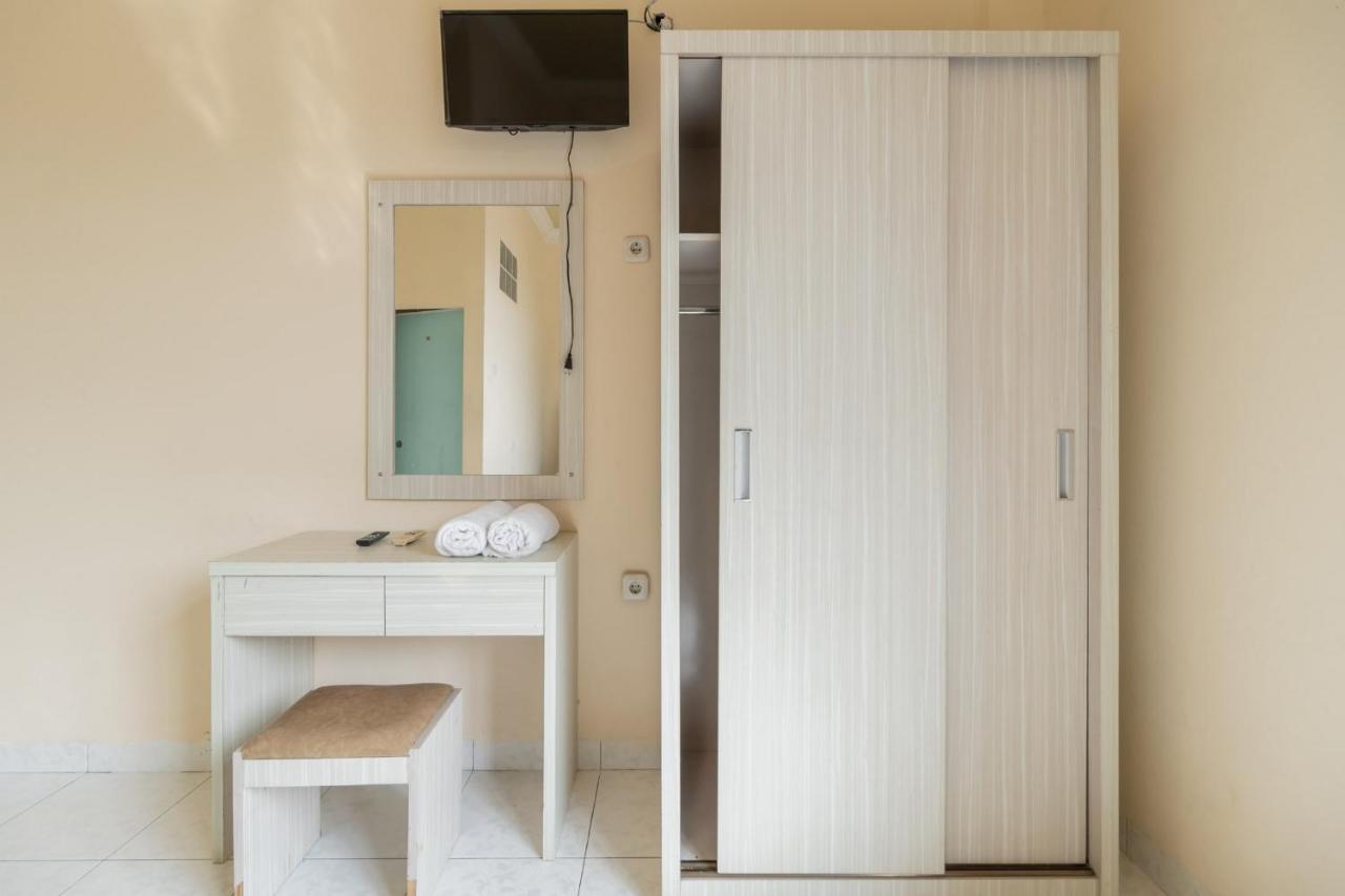 Urbanview Hotel Nugraha Palembang By Reddoorz Exteriör bild