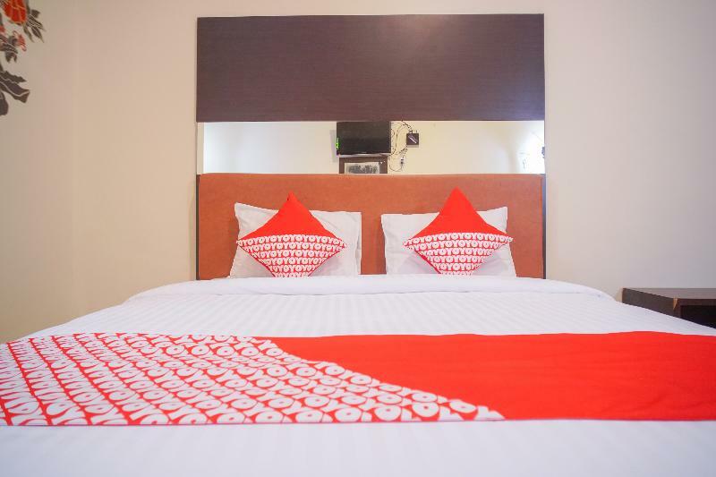 Urbanview Hotel Nugraha Palembang By Reddoorz Exteriör bild