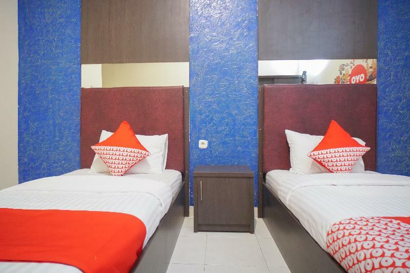 Urbanview Hotel Nugraha Palembang By Reddoorz Exteriör bild